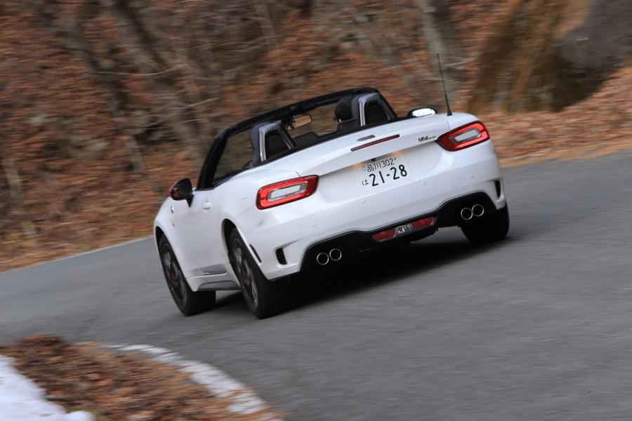  Abarth 124 Spider (348) 2016 года  (JP) (фото 9 из 58)